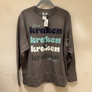Women's Seattle Kraken light gray hockey lightweight sweatshirt NWT SZ XL